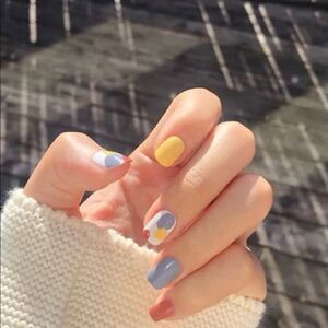 Press on nails short multicolored Red Blue Yellow White